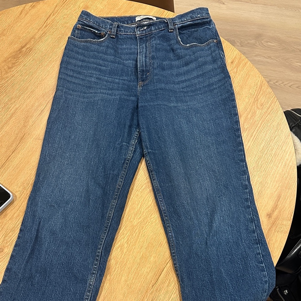 Abercrombie & Fitch Women's Straight Leg Jeans in Deep Blue